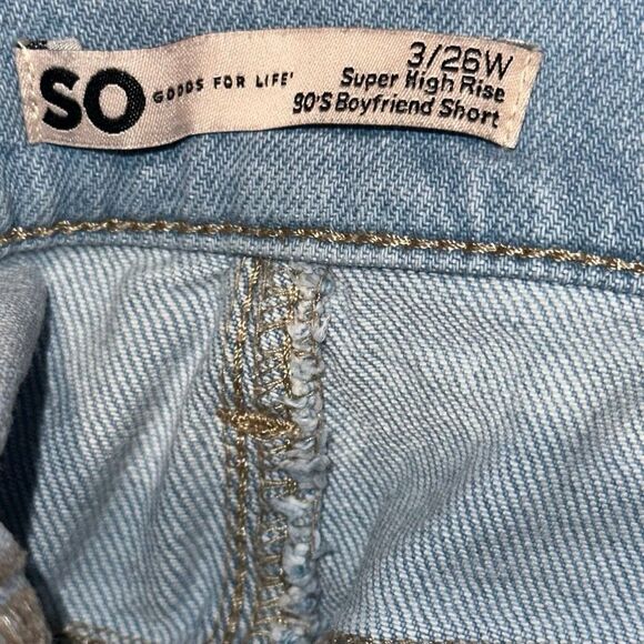 SO Boyfriend super high rise, distressed jean shorts Sz 3/26 - Picture 4 of 11